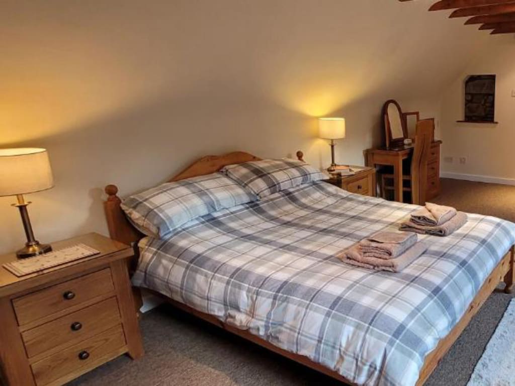 Ard Darach Cottage - very central