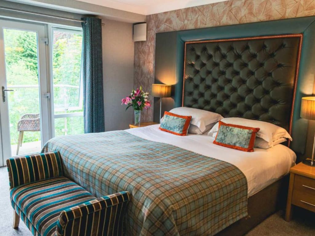 Craigmhor Lodge & Courtyard