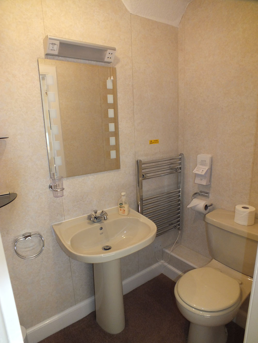 Tir Aluinn Guest House