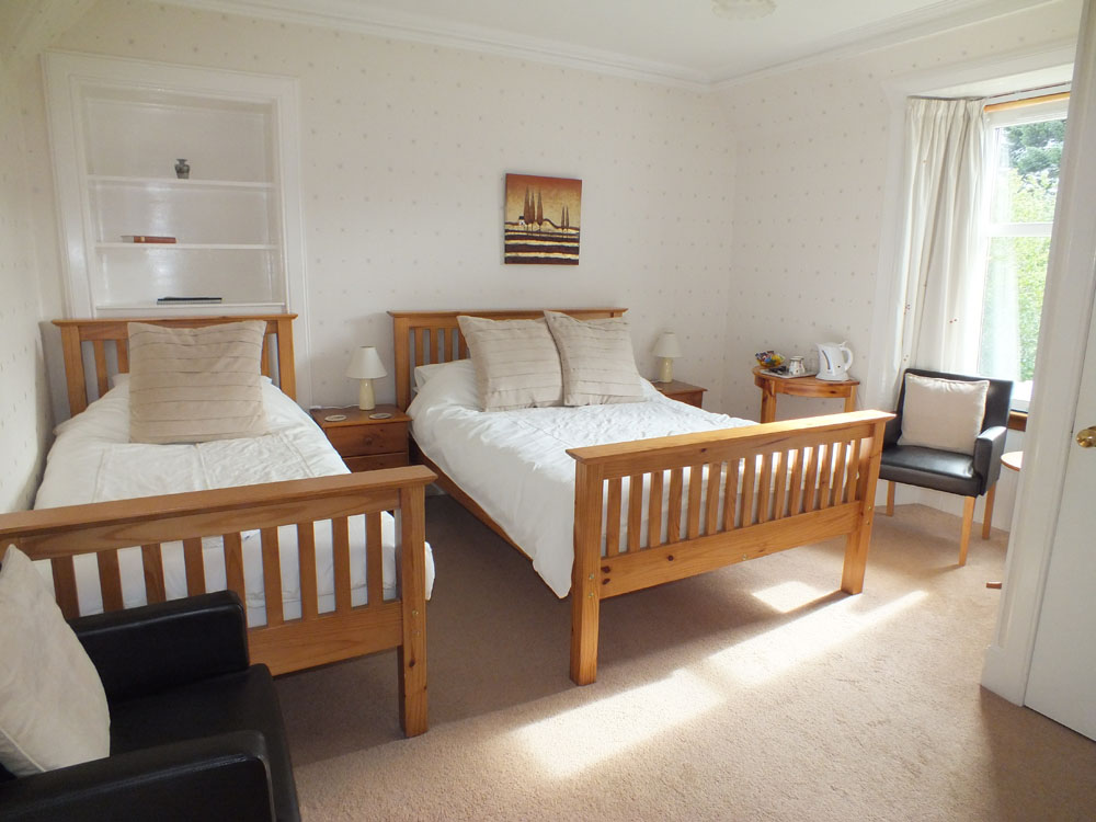 Tir Aluinn Guest House