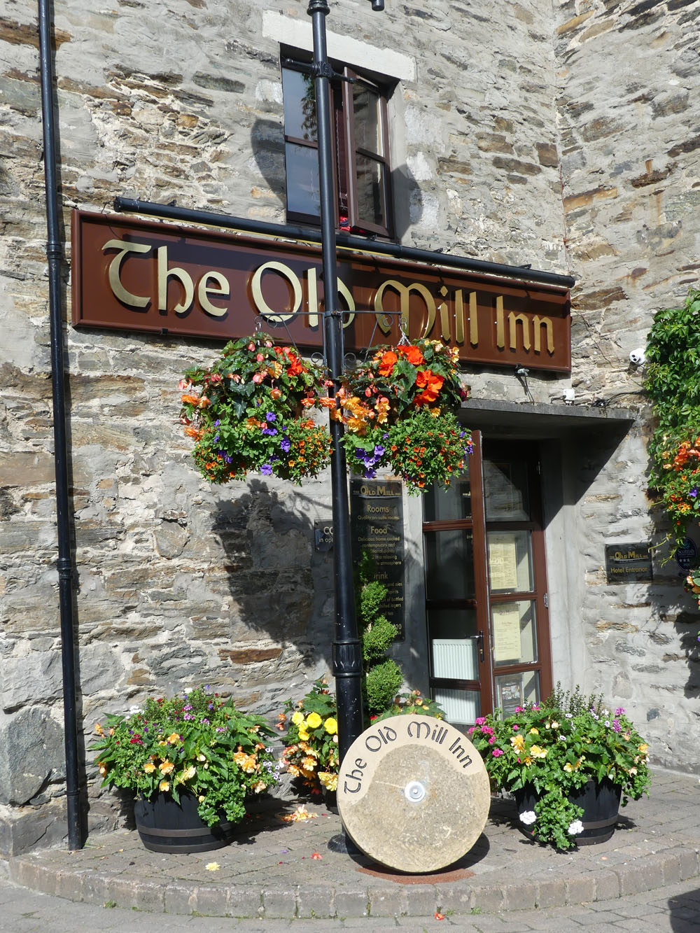 Old Mill Restaurant-Pub