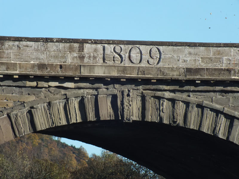 Dunkeld Bridge to Dunkeld Cathedral Historic Trail Walk