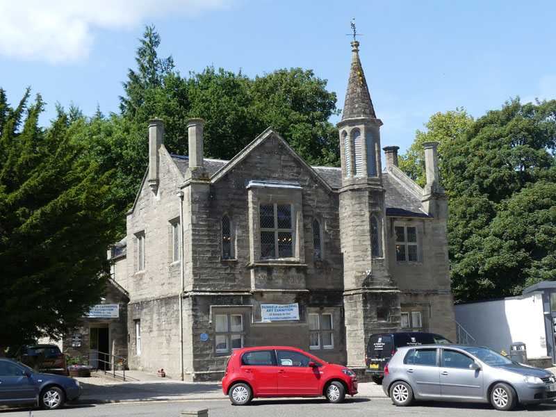 Dunkeld Bridge to Dunkeld Cathedral Historic Trail Walk
