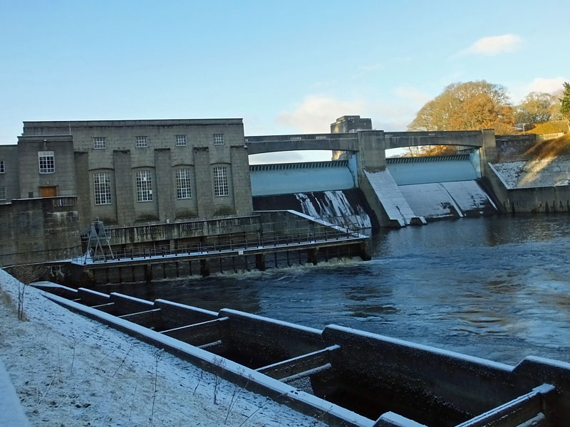 Pitlochry Dam and Fish Ladder walk