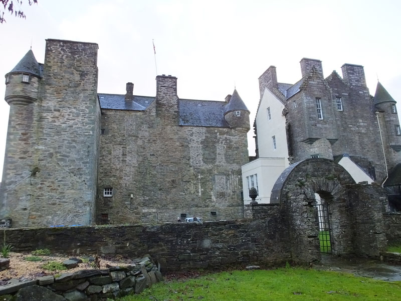 Castle Menzies