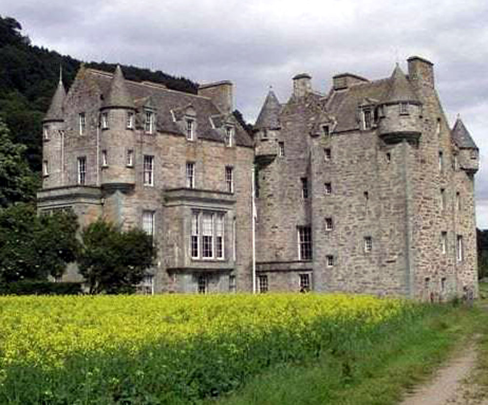 Castle Menzies